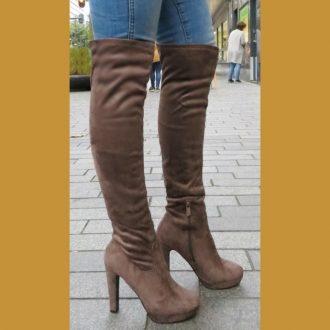 Zwarte suèdine overknee laarzen | Overknee laarzen