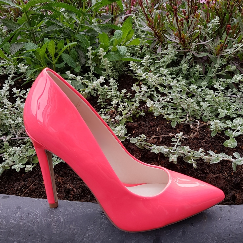 Neon roze pumps met stevige naaldhak Roze pumps 11cm hak