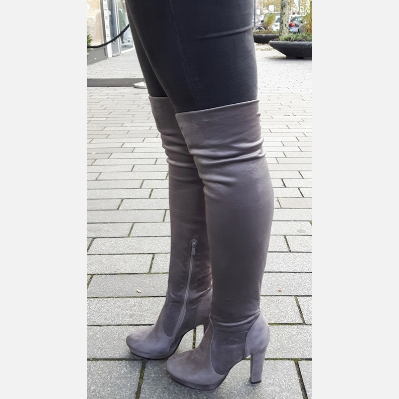 Grijze overknee laarzen met blokhak | Grijze overkneelaarzen Grijze overknee laarzen met blokhak | Grijze overkneelaarzen