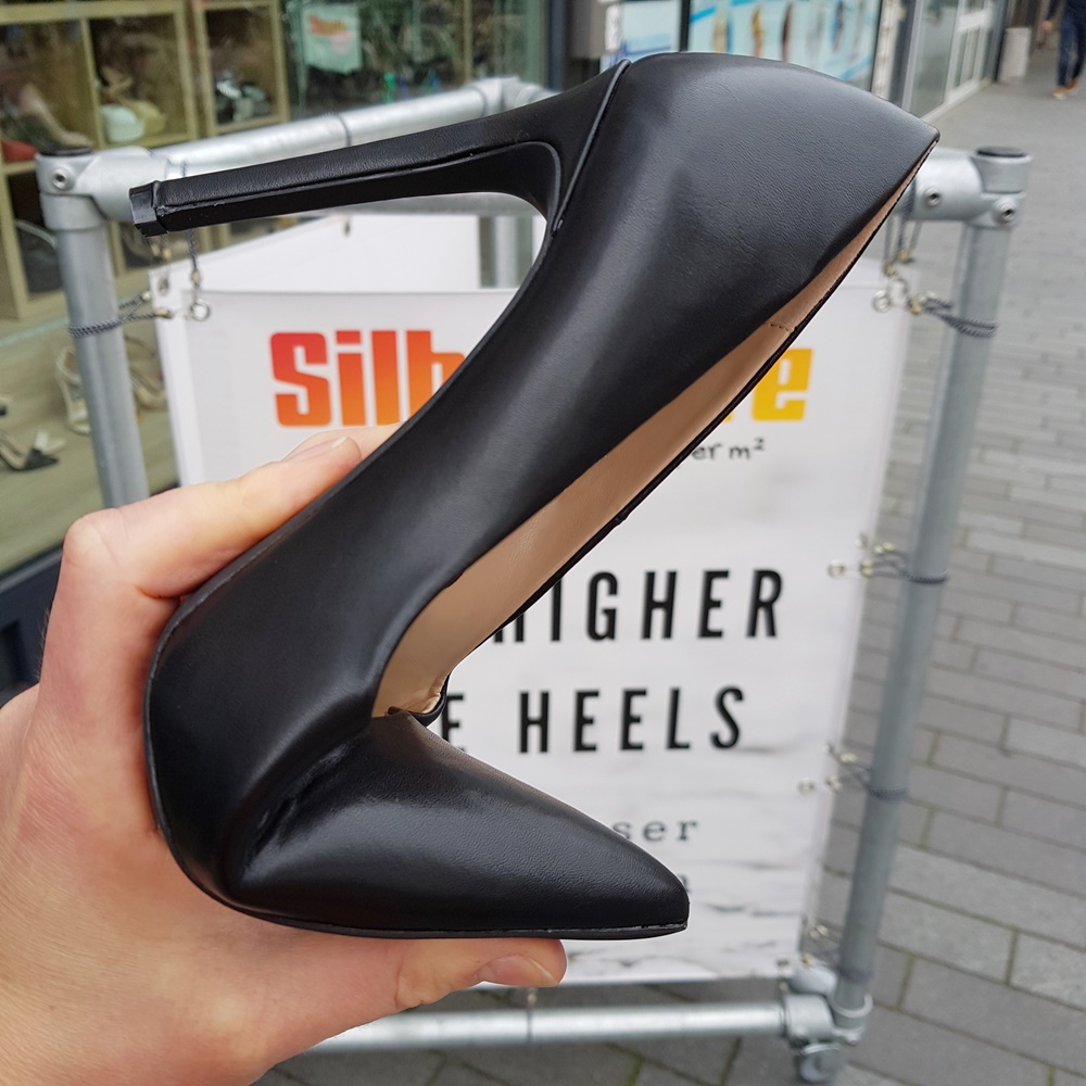 Zwarte eco leren pumps 10 cm hak en flex zool | Francesco Milano pumps