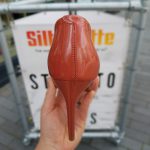 2217-67-005 – pumps met hak in oud roze lak (3)