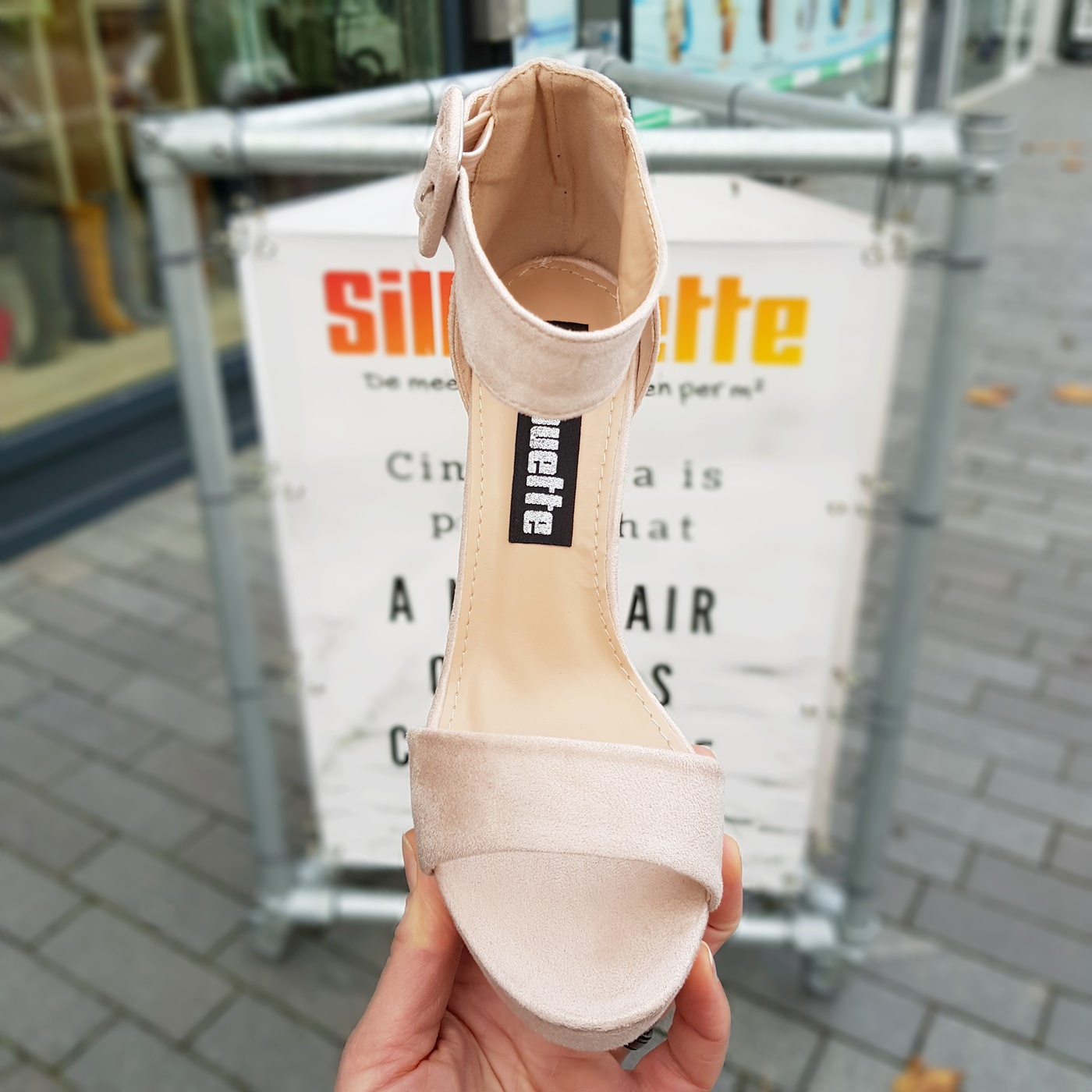 Ecru hakken met plateauzool en open teen | Silhouette