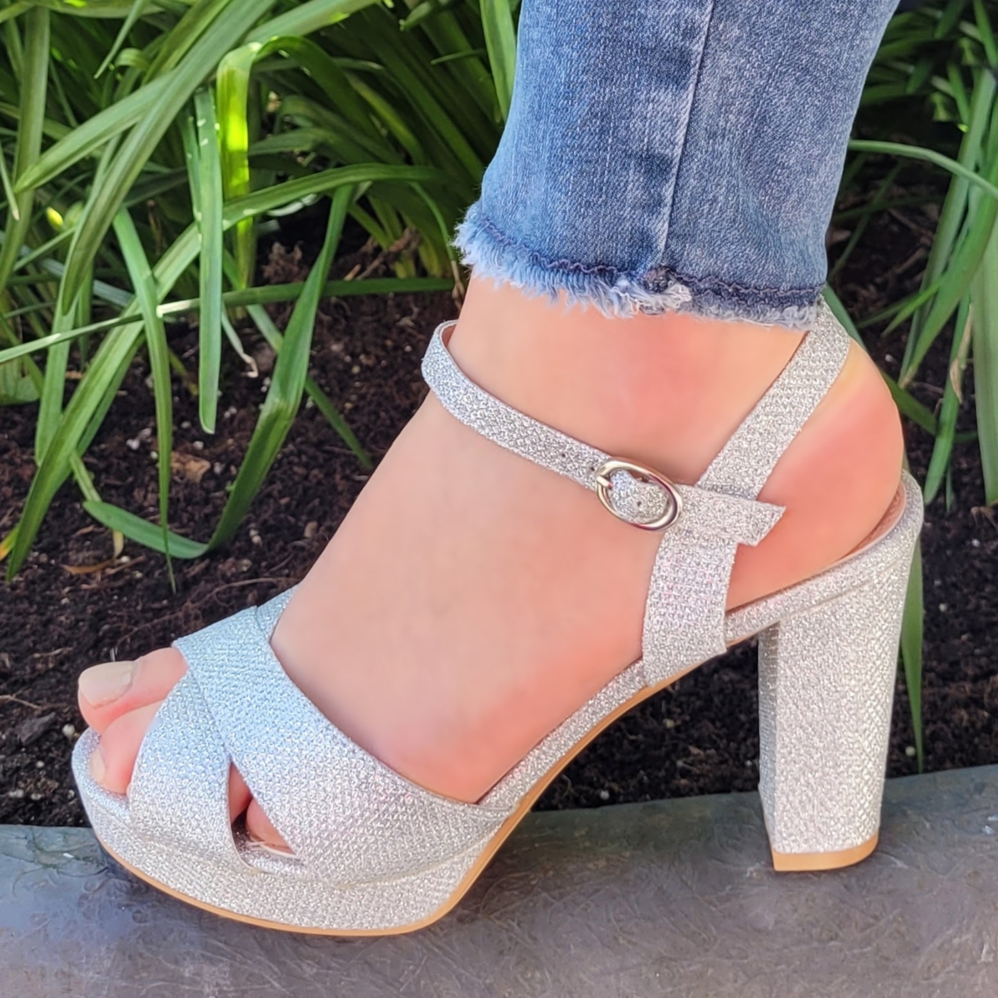 Sandalen Zilver Glitter Blokhak Sandalen In Zilver Silhouette