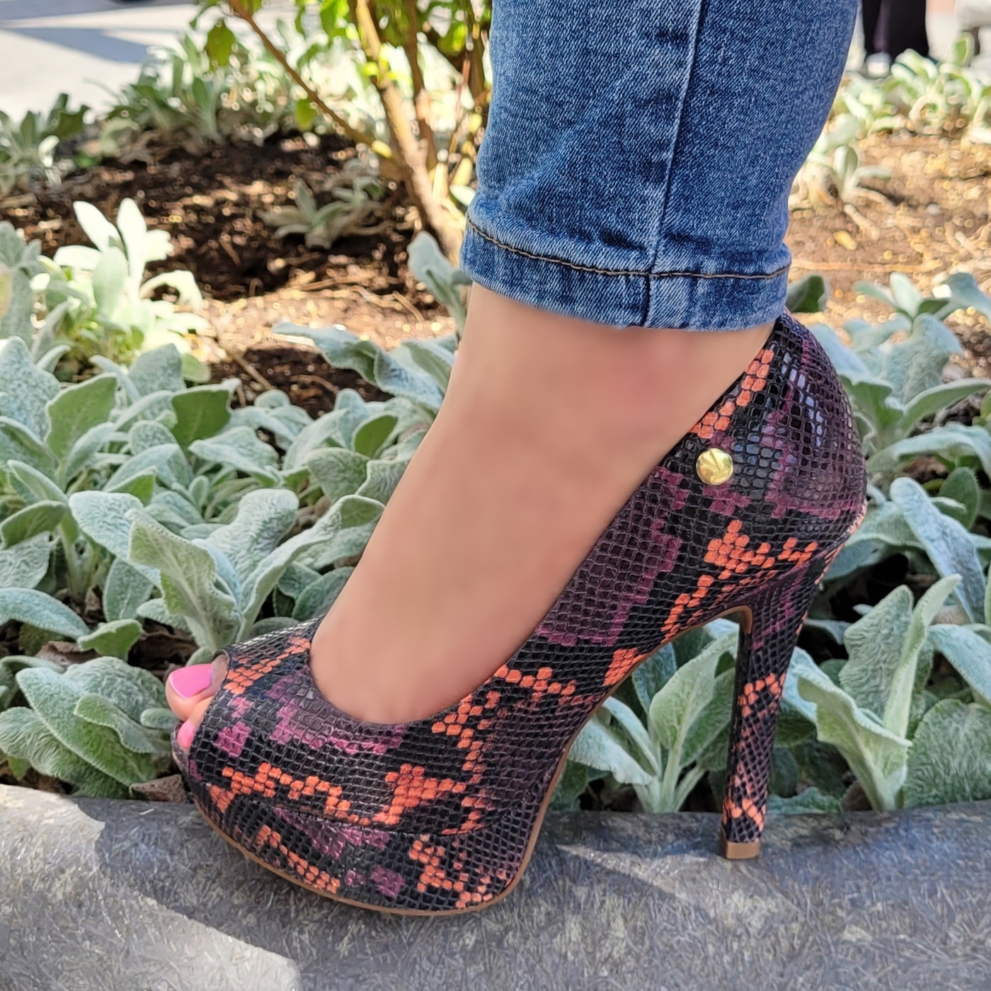 Slangenprint pumps met hoge hak | Peeptoe pumps in snakeprint