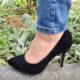 Pumps met hak van 9 cm van echt nubuck leer | Zwarte dichte pumps van nubuckleer