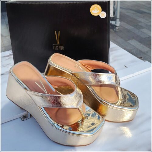 Gouden Vizzano teenslippers | Silhouette Rotterdam