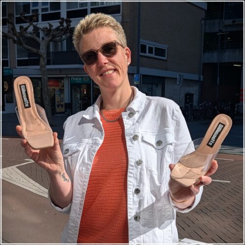 Doorzichtige slippers met blokhakken