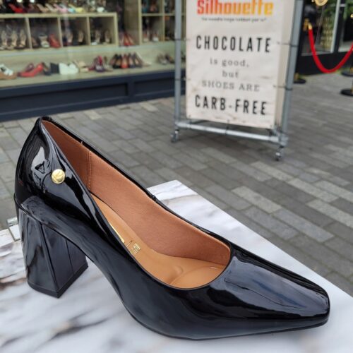 zwarte vizzano lakpumps met 8 cm blokhak