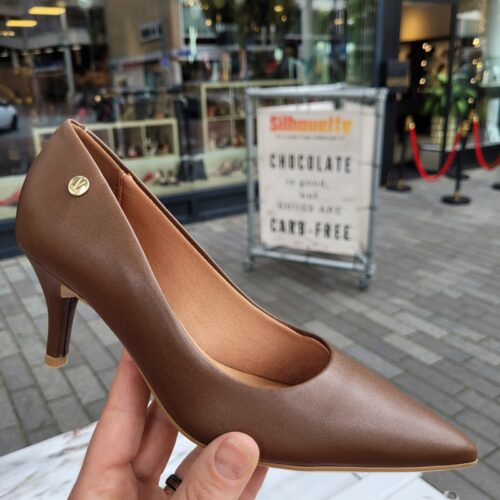 Bruine pumps met lage naaldhak | Bruine pumps met 7 cm hak