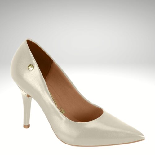 Trouwpumps met 9 cm hak in ivoorwit | Comfortabele ivoorwitte pumps met naaldhak