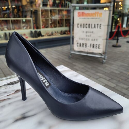 Donkerblauwe leatherlook pumps met naaldhak | Basic donkerblauwe hakken met spitse neus
