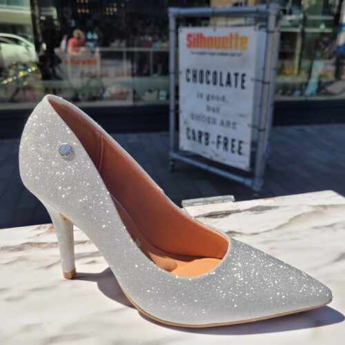 Zilveren punthakken met glitters | Silhouette x Vizzano