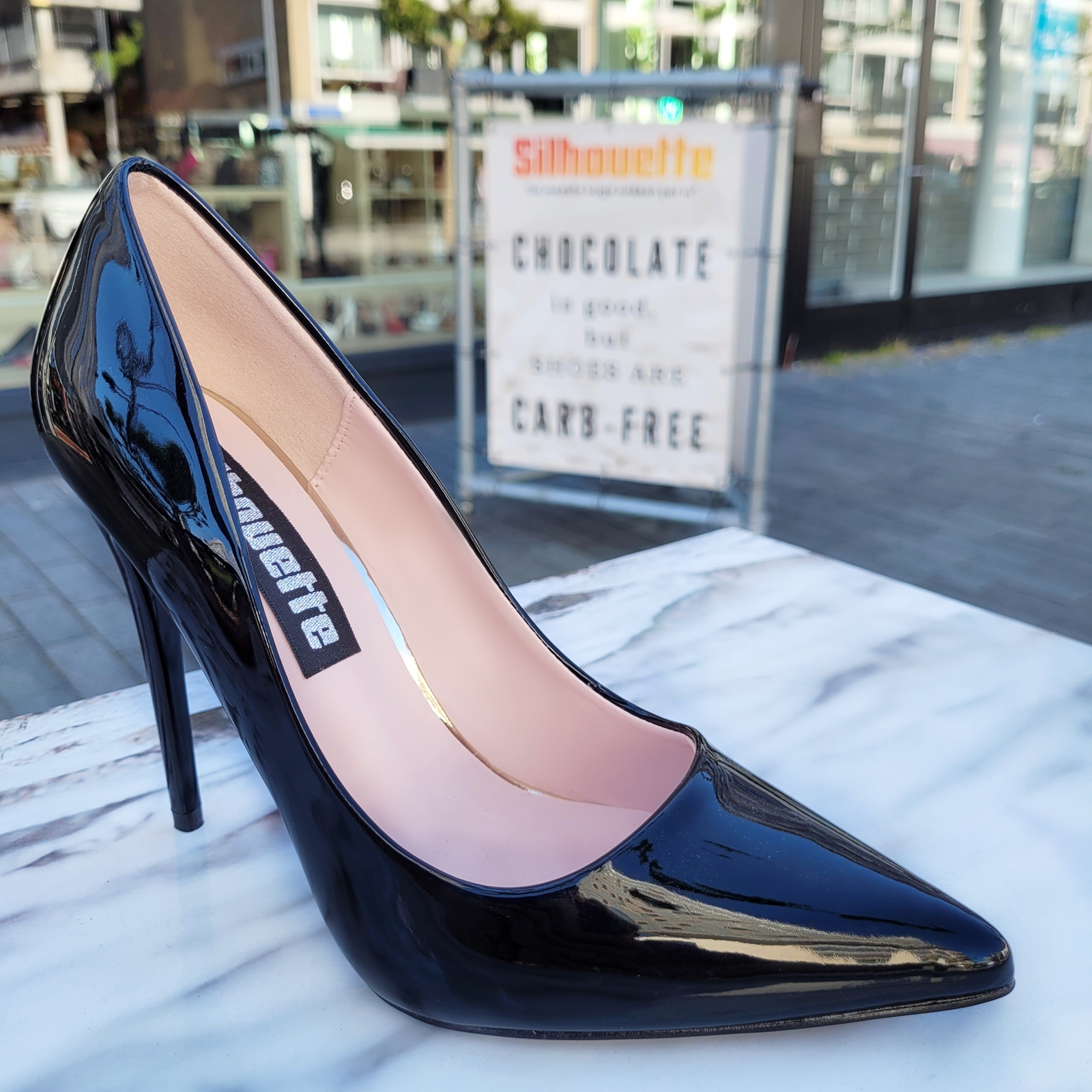 Zwarte lak pumps met hoge naaldhak Silhouette