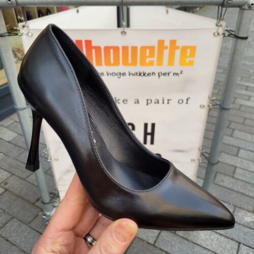 Zwarte matte pumps in kleine maat met 9 cm hak | Zwarte matte hakken voor kleine voeten