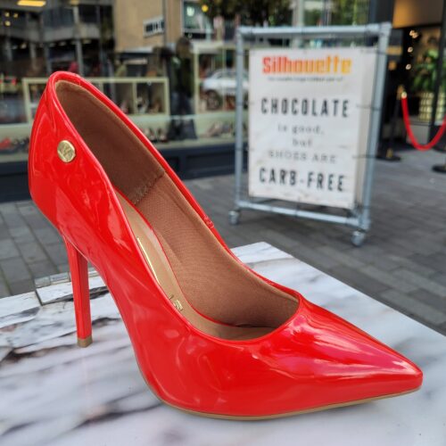 Vizzano rode lak pumps met 10 cm naaldhak | Felrode lakpumps met hoge naaldhak
