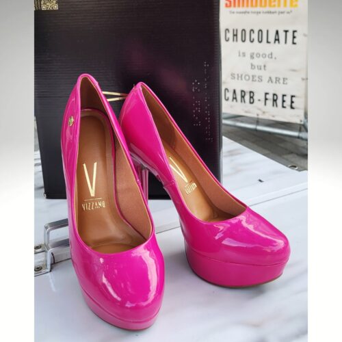 2218-64-039 - Magenta roze pumps met hakken van Vizzano | Magenta hakken met plateau en ronde neus
