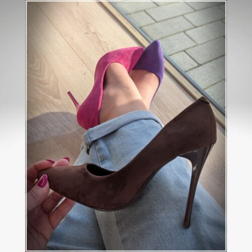 Bruine hakken | Paarse hakken | Roze hakken