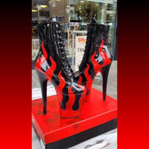 Pleaser 8 inch Flame enkellaarzen | Pleaser hakken met rode vlammen