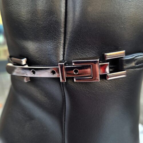 Zwarte enkellaarzen met puntneus en naaldhak | Puntige zwarte enkellaarsjes met naaldhak