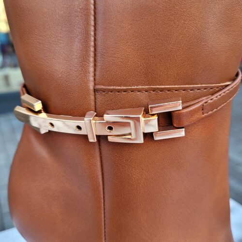 Cognac enkellaarzen met puntneus en naaldhak | Puntige cognac enkellaarsjes met naaldhak