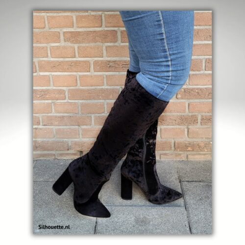 Zwarte velours laars met blokhak | Zwarte velvet laarzen met blokhak