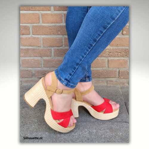 Rode zomerse sandaal met stevige hak | Sandalen met hak in Ibiza-stijl in rood