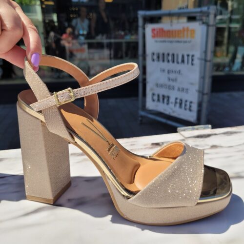 Blokhakken in goud glitter | Silhouette x Vizzano