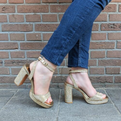 Gouden sandalen met steentjes in grote maten | Silhouette