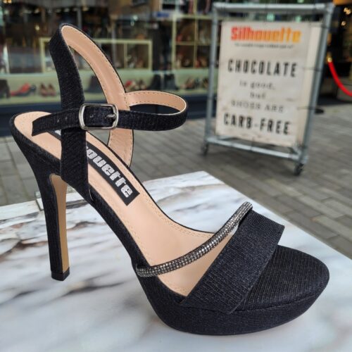 Zwarte plateau sandaaltjes met extra strass-bandje | Zwarte sandalen met plateautje en strass