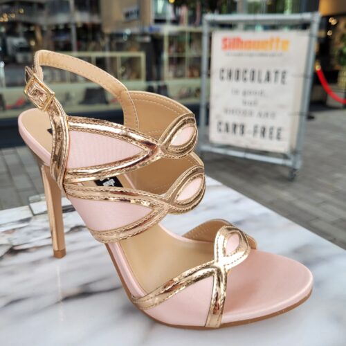 Sandalen met naaldhak in roze met champagne | Sandalen met hoge hakken in lichtroze met rosegold