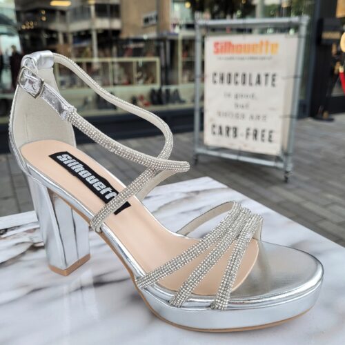 Zilveren sandaal met strass en blokhak voor bredere voeten | Zilveren blokhakken met glitters en plateautje