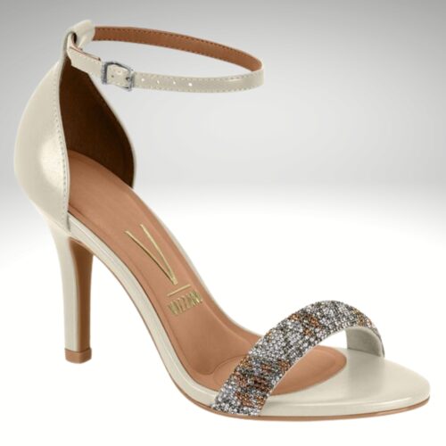 Creme sandaaltjes met naaldhak en strass | Silhouete x Vizzano