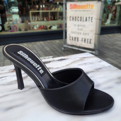 Zwarte slippers met naaldhakken | Silhouette