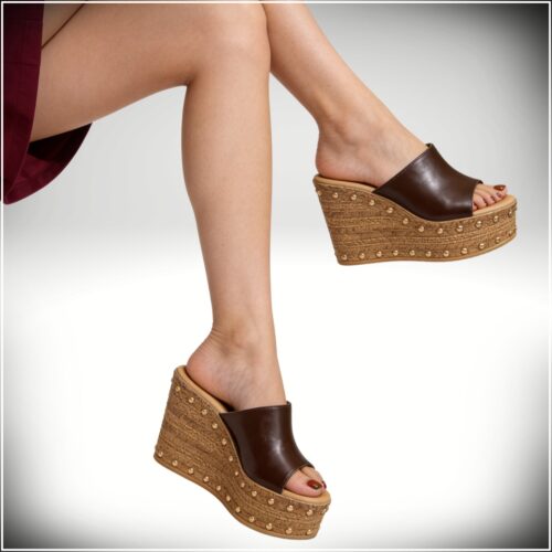 Bruine sleehakslippers met dikke zool | Silhouette